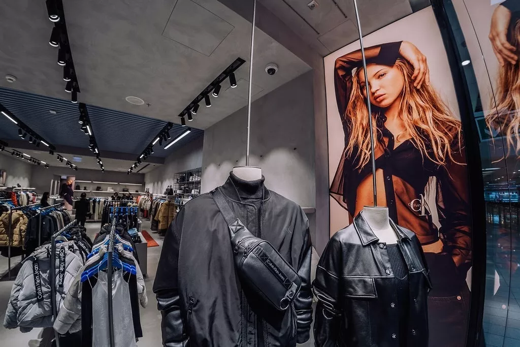 CALVIN KLEIN JEANS